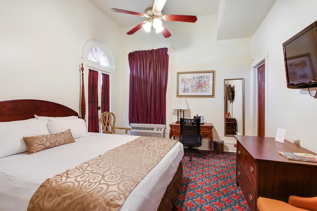 New Orleans Guest House Room photo