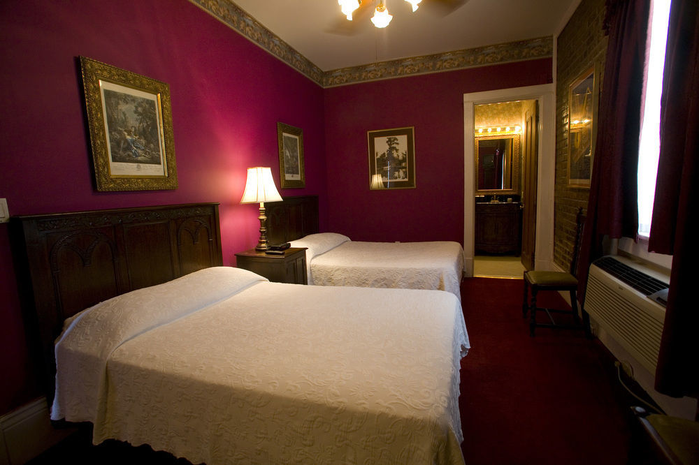 New Orleans Guest House Room photo